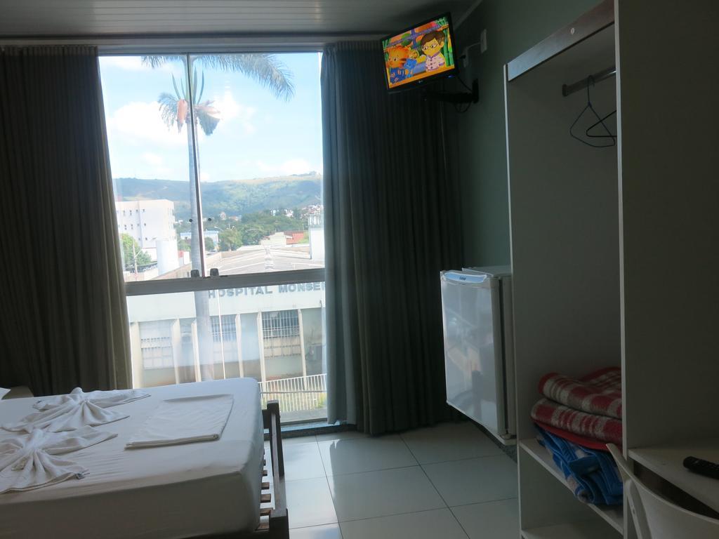 City Hotel 세치 라구아스 외부 사진